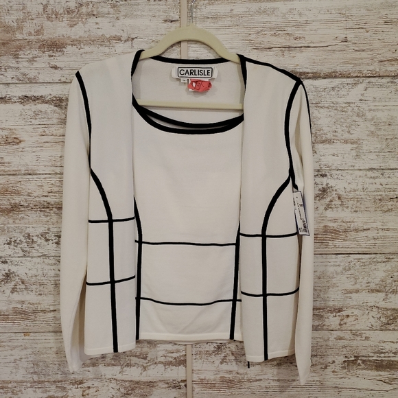 Carlisle white/black 2 PC. Set